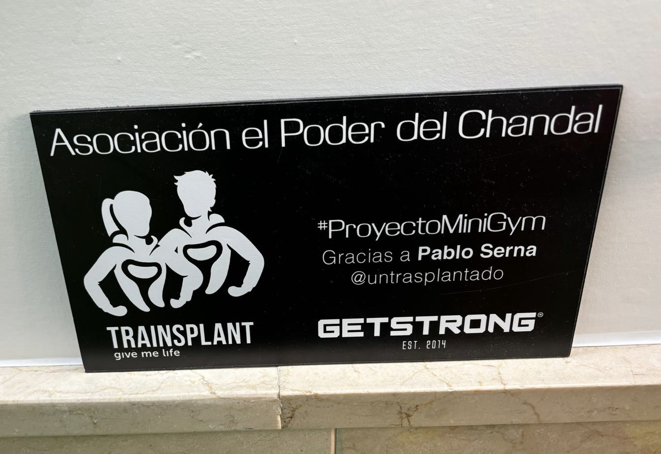 Ayudar a niños. Un trasplantado.