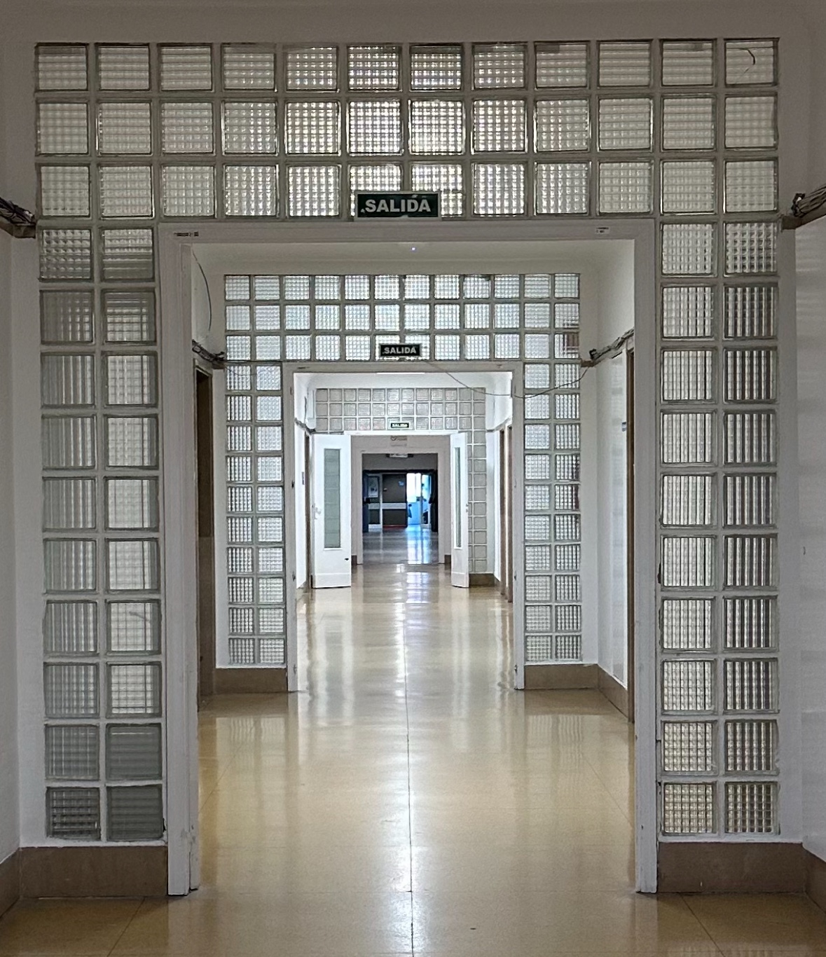 Tres médicos. Un trasplantado.